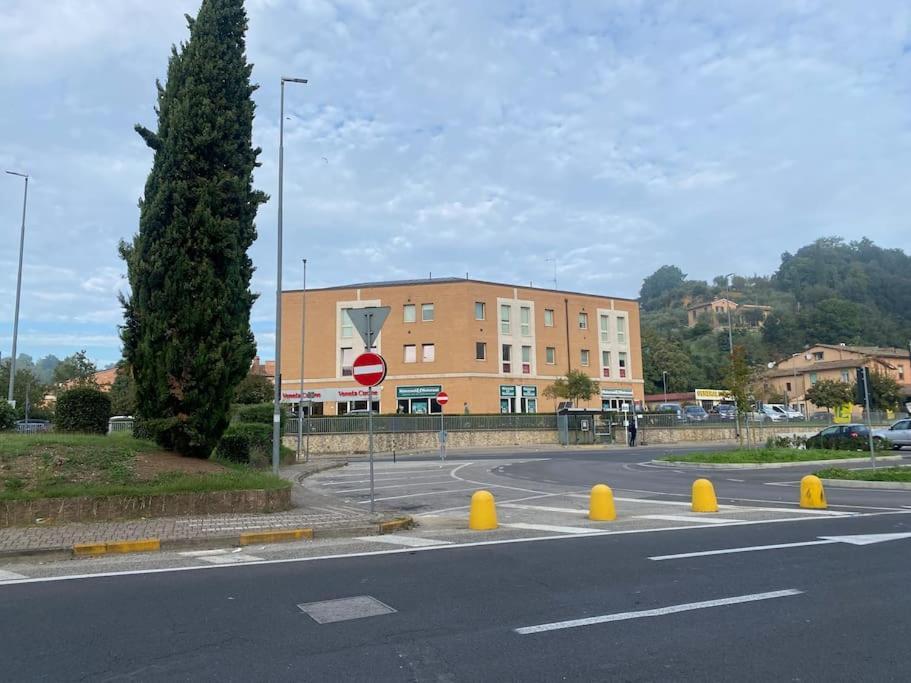 Apartment In Siena With Private Parking Exteriör bild
